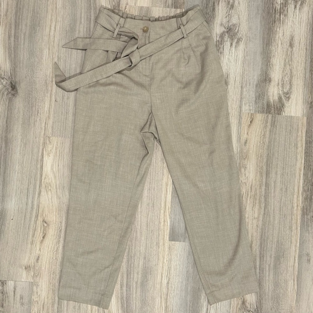 LOFT Women's Elastic Waist High Rise Pleated Tie Belt Tan Casual Pants Size M